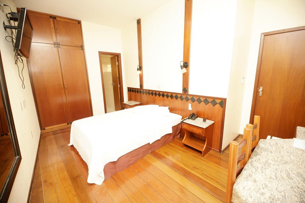 Galatas Central Hotel Patos de Minas Kültér fotó