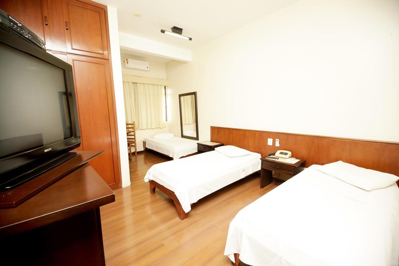 Galatas Central Hotel Patos de Minas Kültér fotó